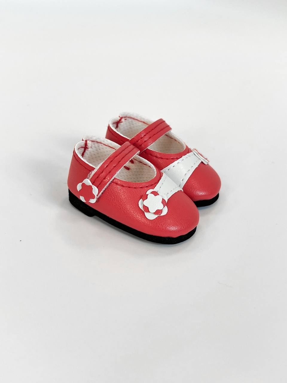 Paola Reina Туфли красные с цветочком, для кукол 32 см, арт. 63215