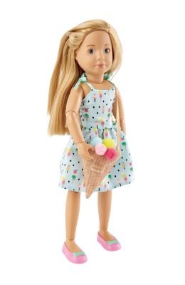Кукла Вера Kruselings в сарафане и с сумкой-мороженое, 23 см, арт. 0126872