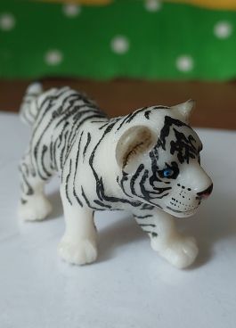 Papo Детеныш белого тигра, арт. 50048 (фото [1] от пользователя Татьяна Потапова)