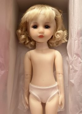 Ruby Red Кукла Молли 37 см, арт. 9123 (фото [1] от пользователя Вирковская Алёна Викторовна)